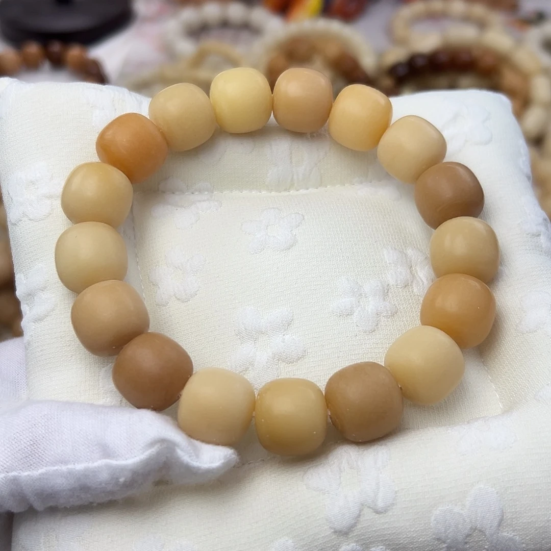 吊坠菩提根/象牙果6微瑕加麂皮袋子680