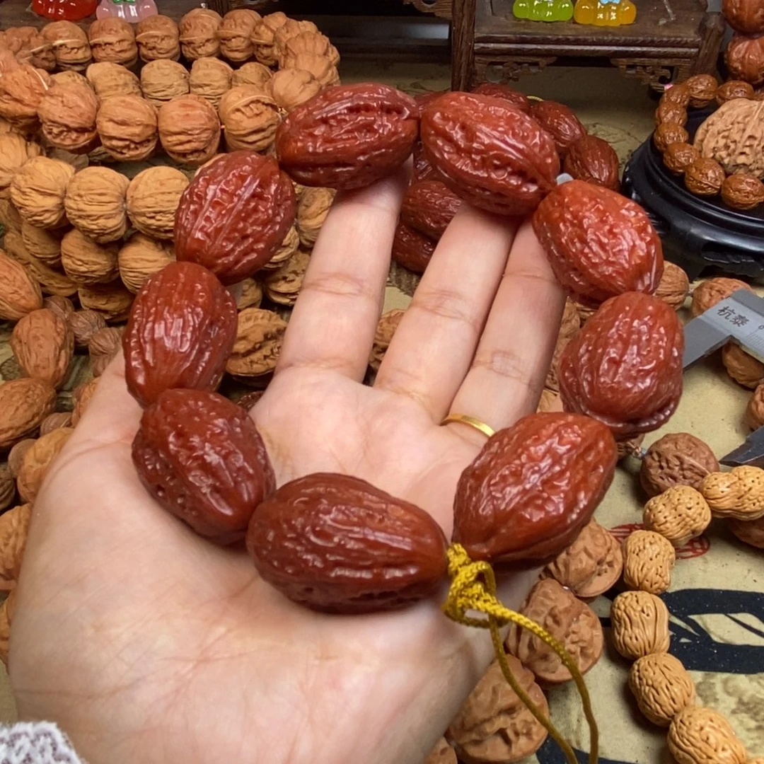 白***漆文玩核桃吊坠无边大枣文玩核桃