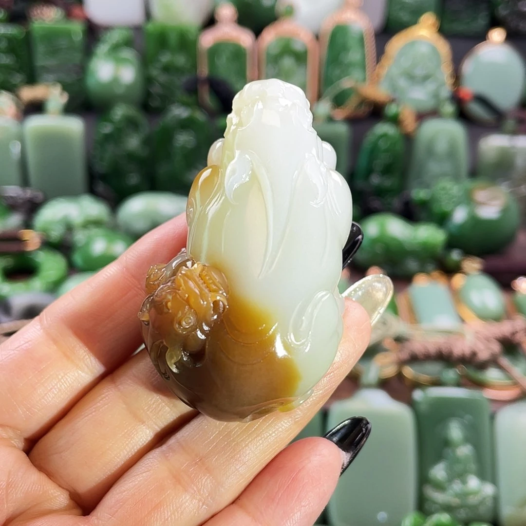 和田玉挂件未镶嵌