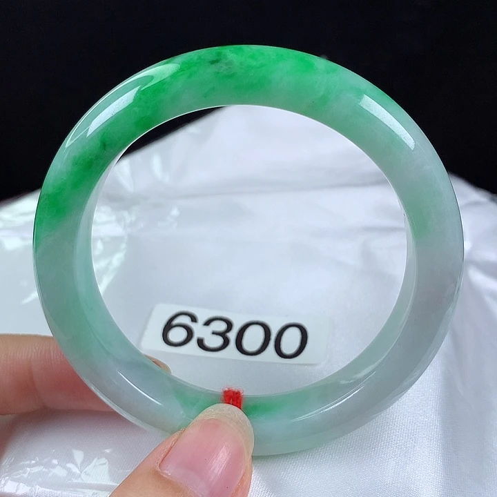 翡翠未镶嵌手镯54圈