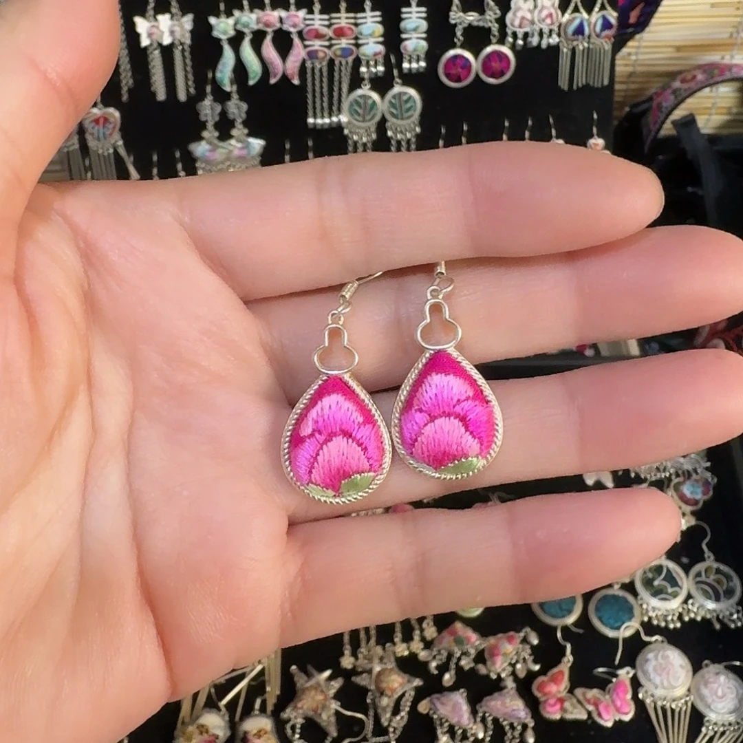 织绣民族风刺绣耳环