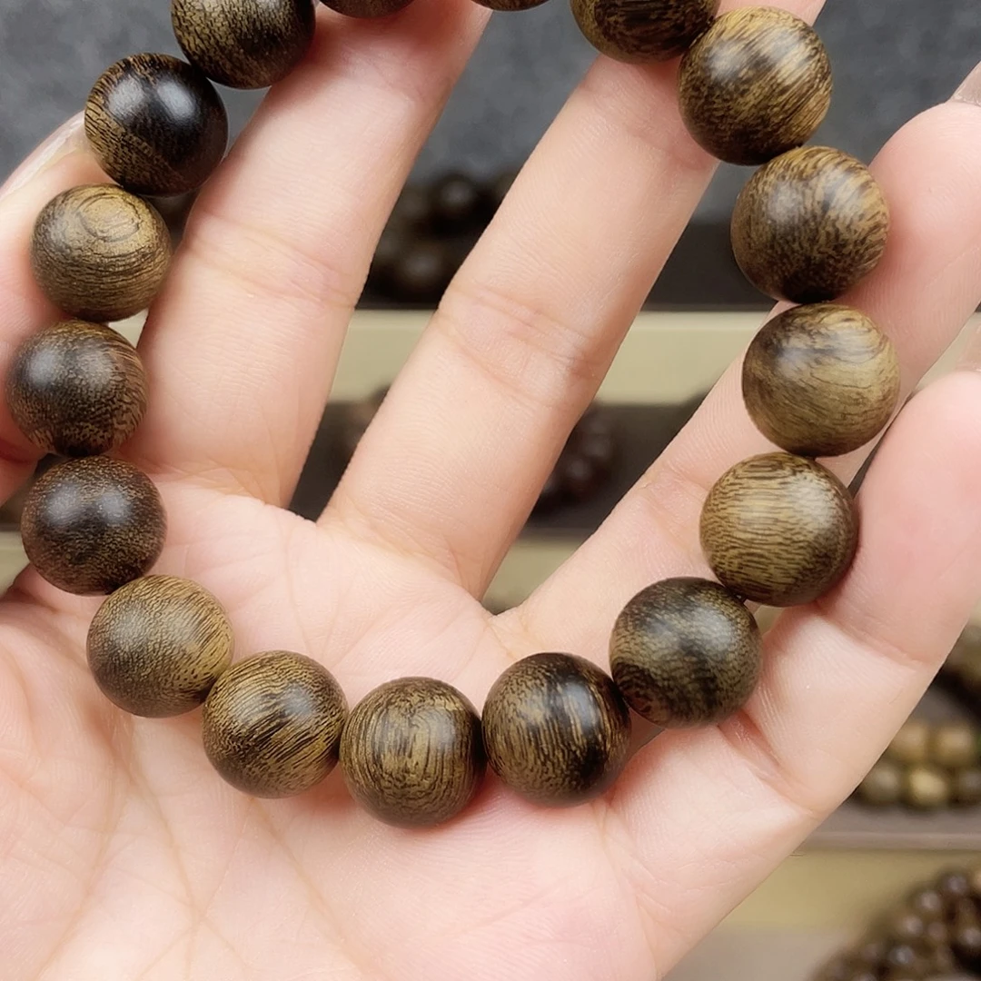 冻***冻手串沉香越南芽庄白奇玉化留疤1.2