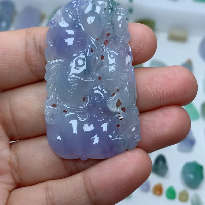 吊坠(不含链)未镶嵌翡翠