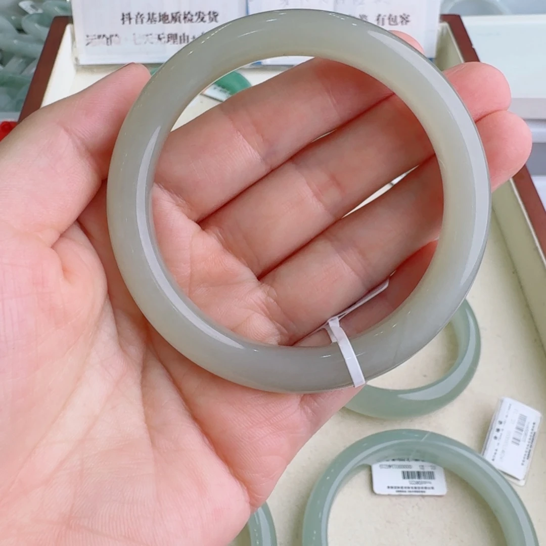 未镶嵌手镯和田玉22333