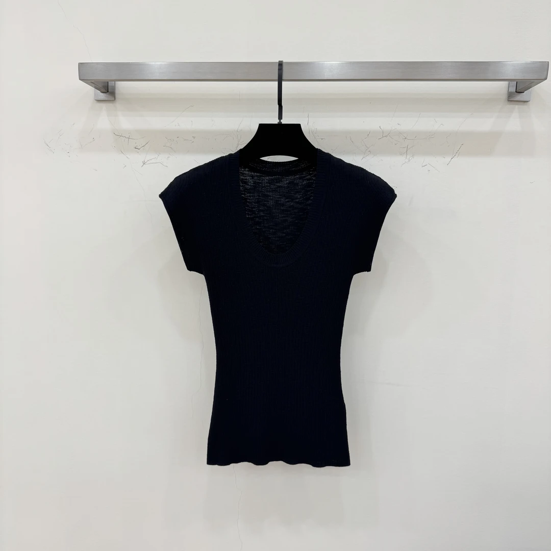 JIAYE CHAN简约纯色U领修身显瘦短袖上衣