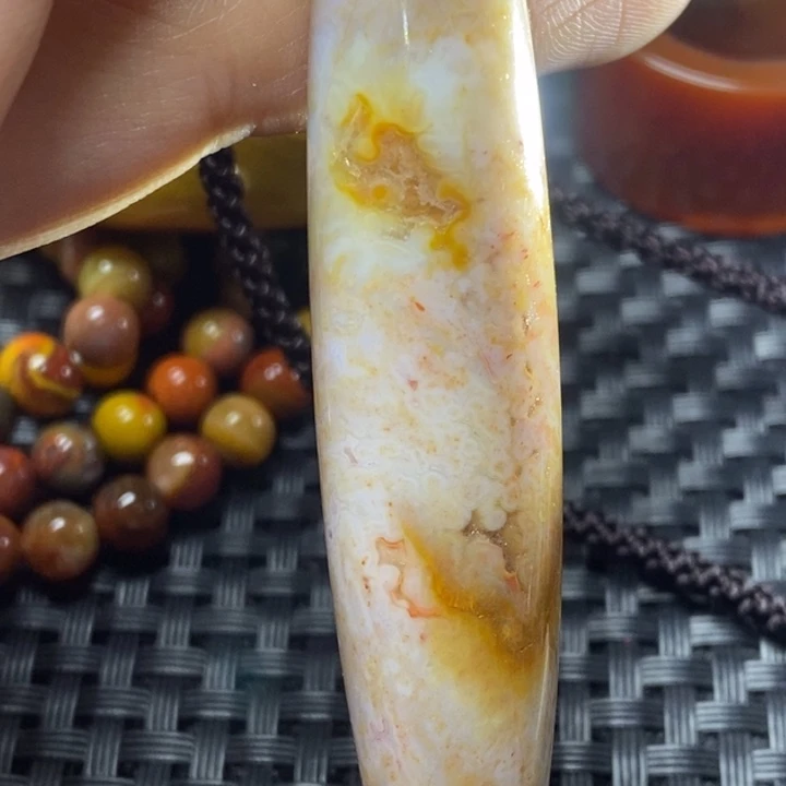 玛瑙/玉髓颈饰未镶嵌赤****1