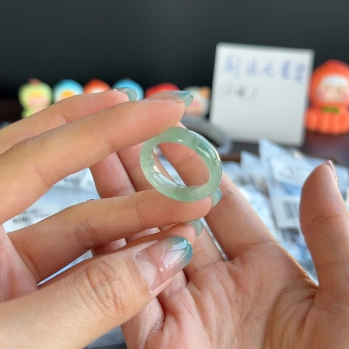 翡翠未镶嵌戒圈131号买断20