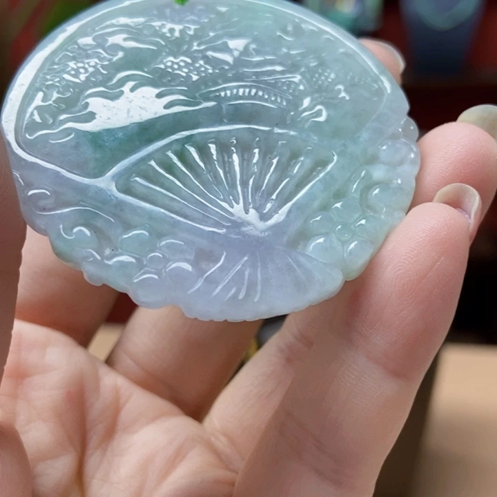 翡翠未镶嵌颈饰吊坠