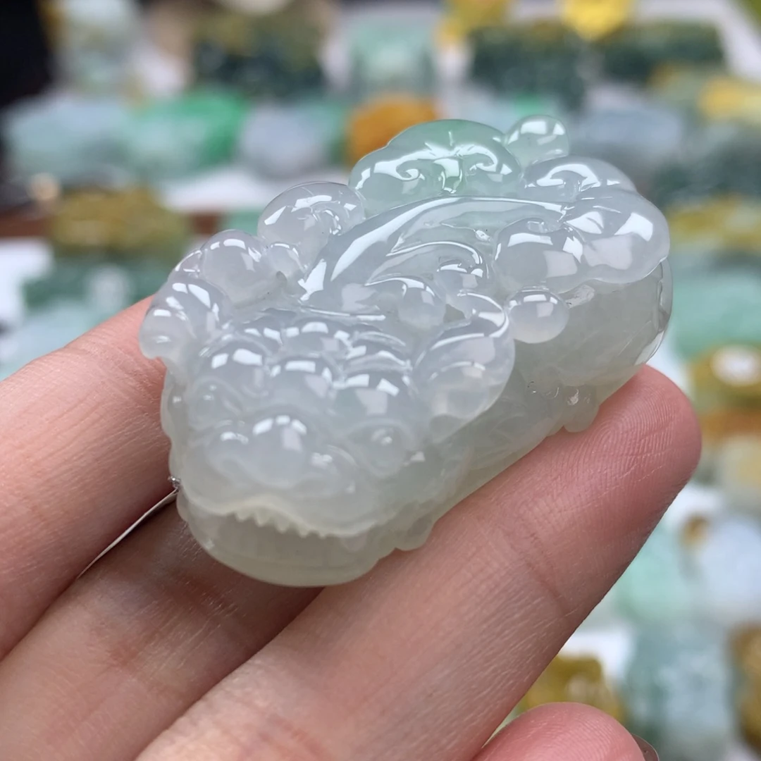 翡翠未镶嵌颈饰貔貅15