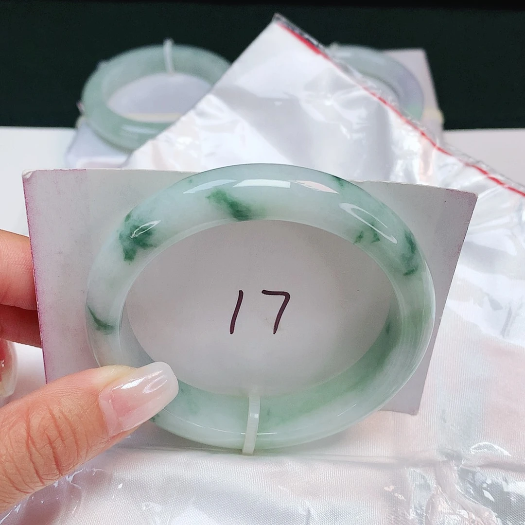 翡翠未镶嵌手镯 正圈59