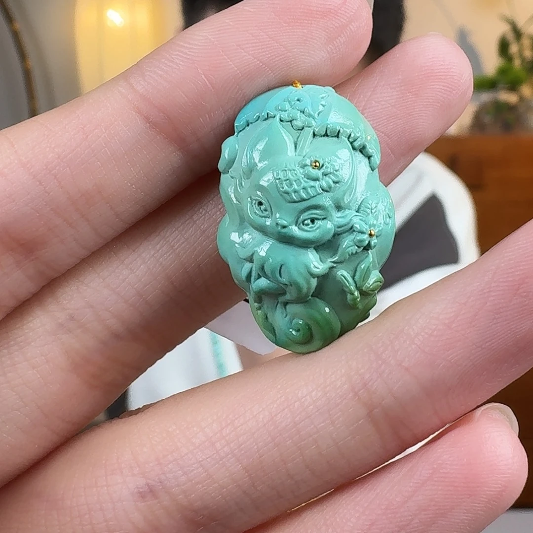 绿松石未镶嵌珠宝奇石