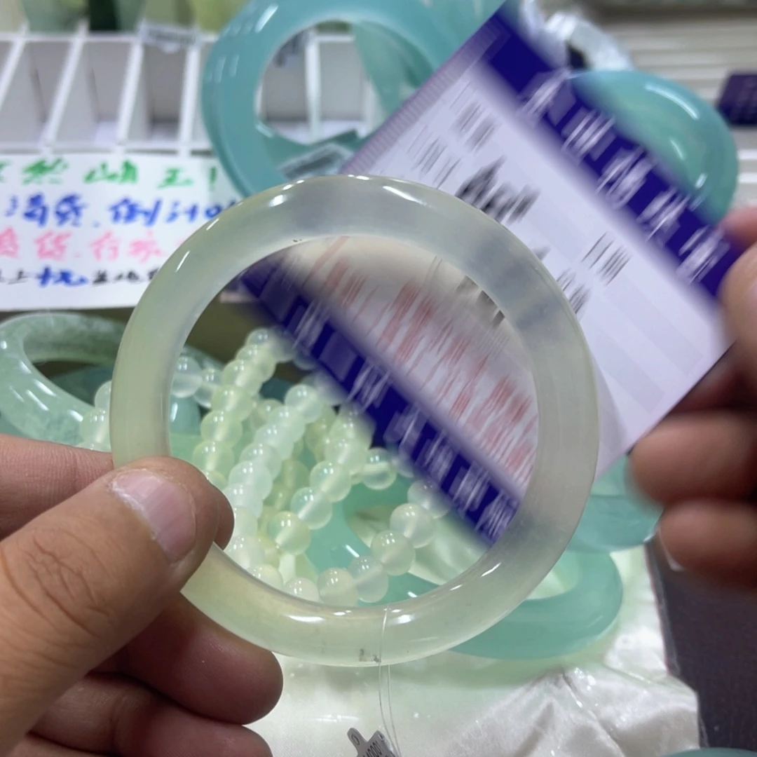 未镶嵌蛇纹石玉手镯