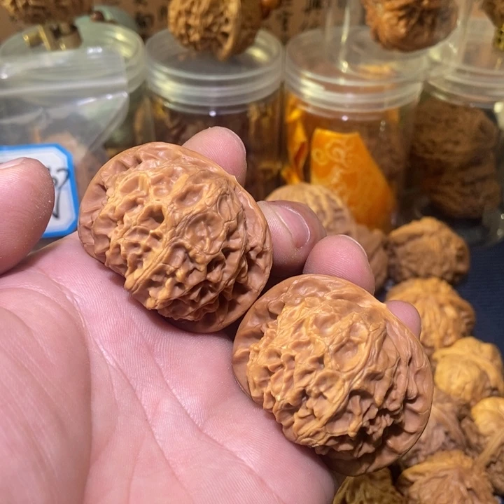 核桃把件宫灯45尺微修