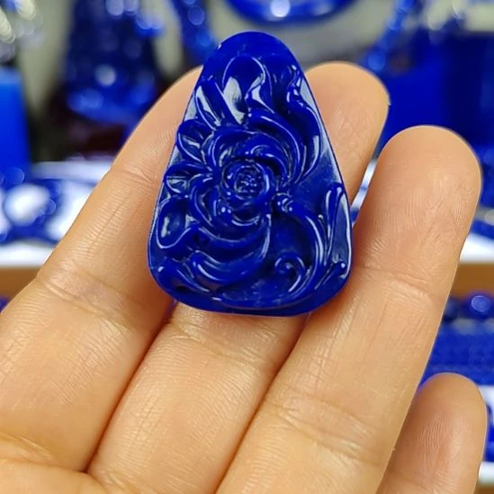 青金石未镶嵌吊坠(不含链)无白无金青金雕刻牡丹牌