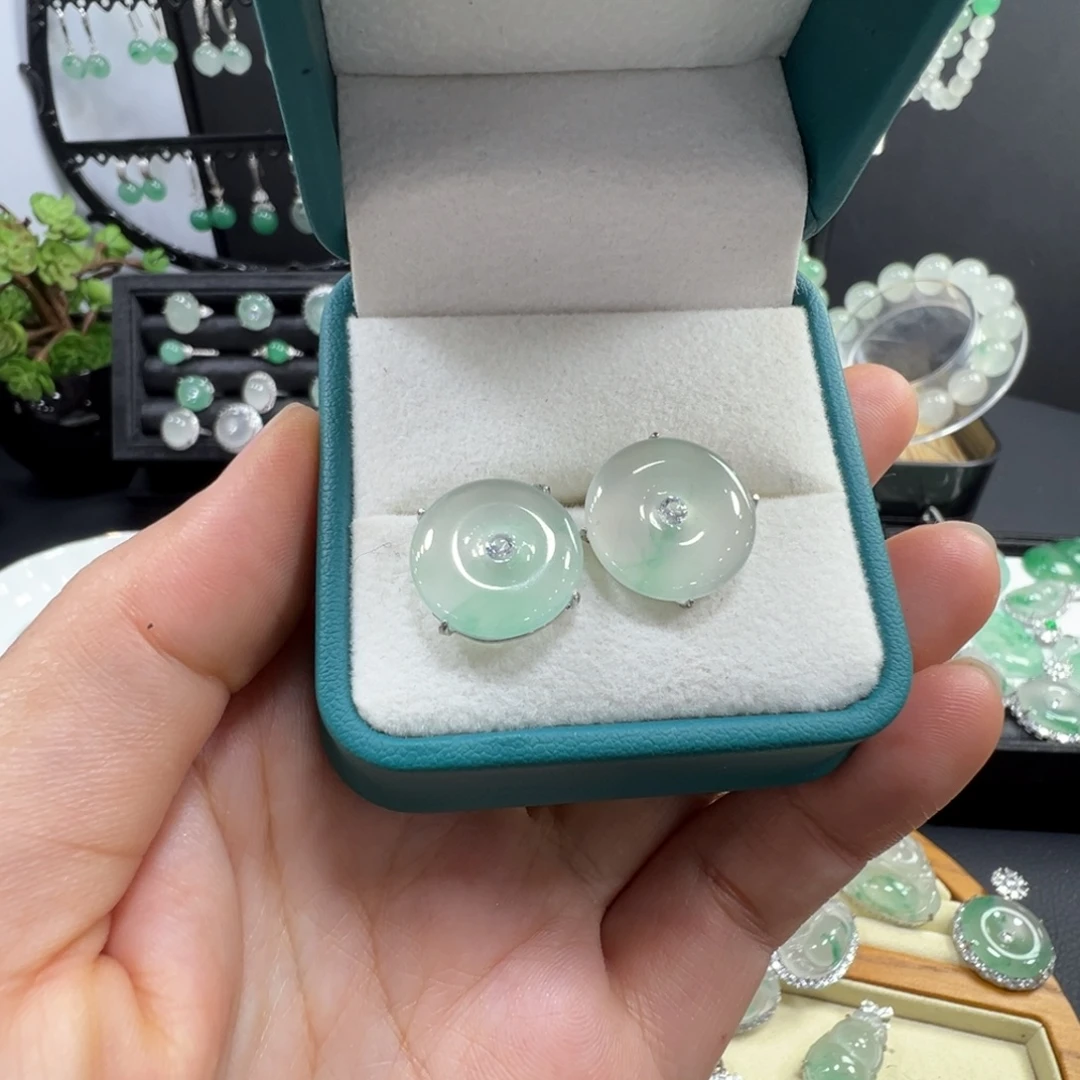 石英质玉银S925镶嵌耳钉