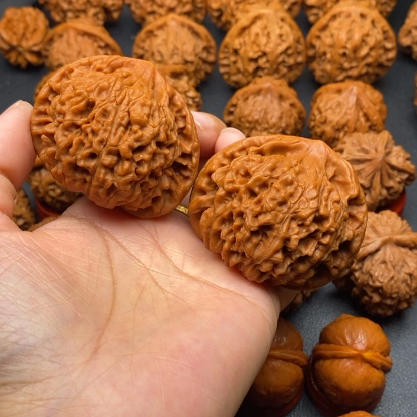 【闪购商品】文玩核桃把件52官帽