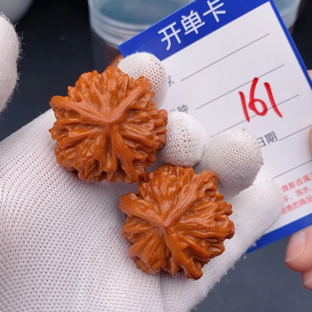 文玩核桃把件37三棱161