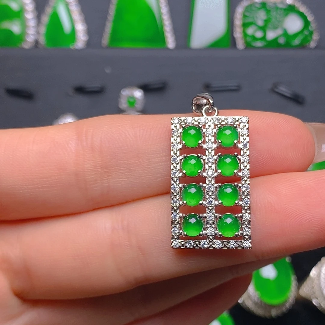 颈饰未镶嵌翡翠吊坠