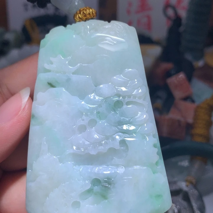 翡翠未镶嵌颈饰保真天然A货翡翠