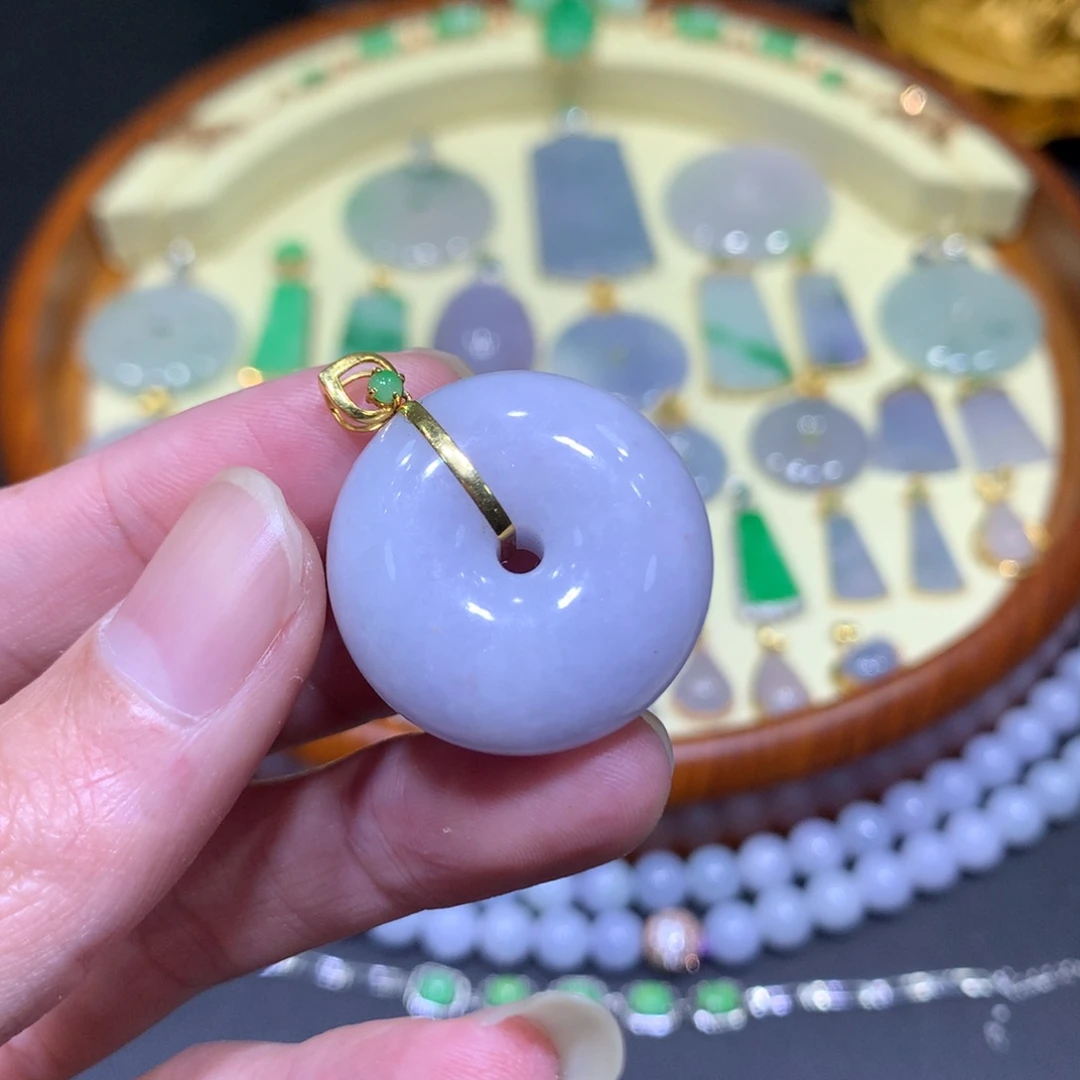 翡翠吊坠(不含链)18K金镶嵌