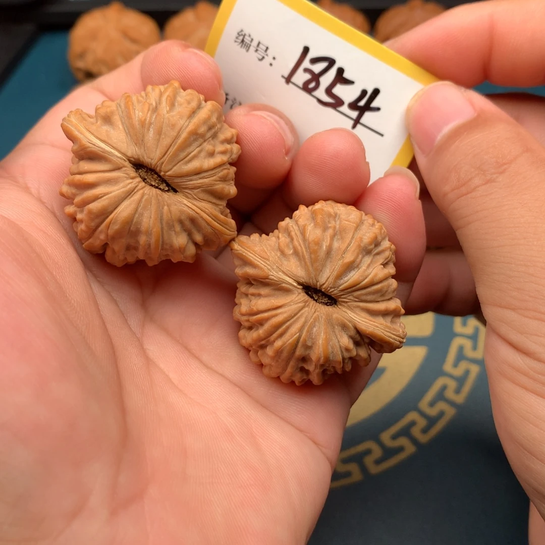 把件文玩核桃40全品四座楼1854