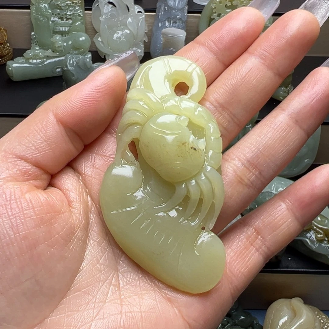 和田玉颈饰未镶嵌