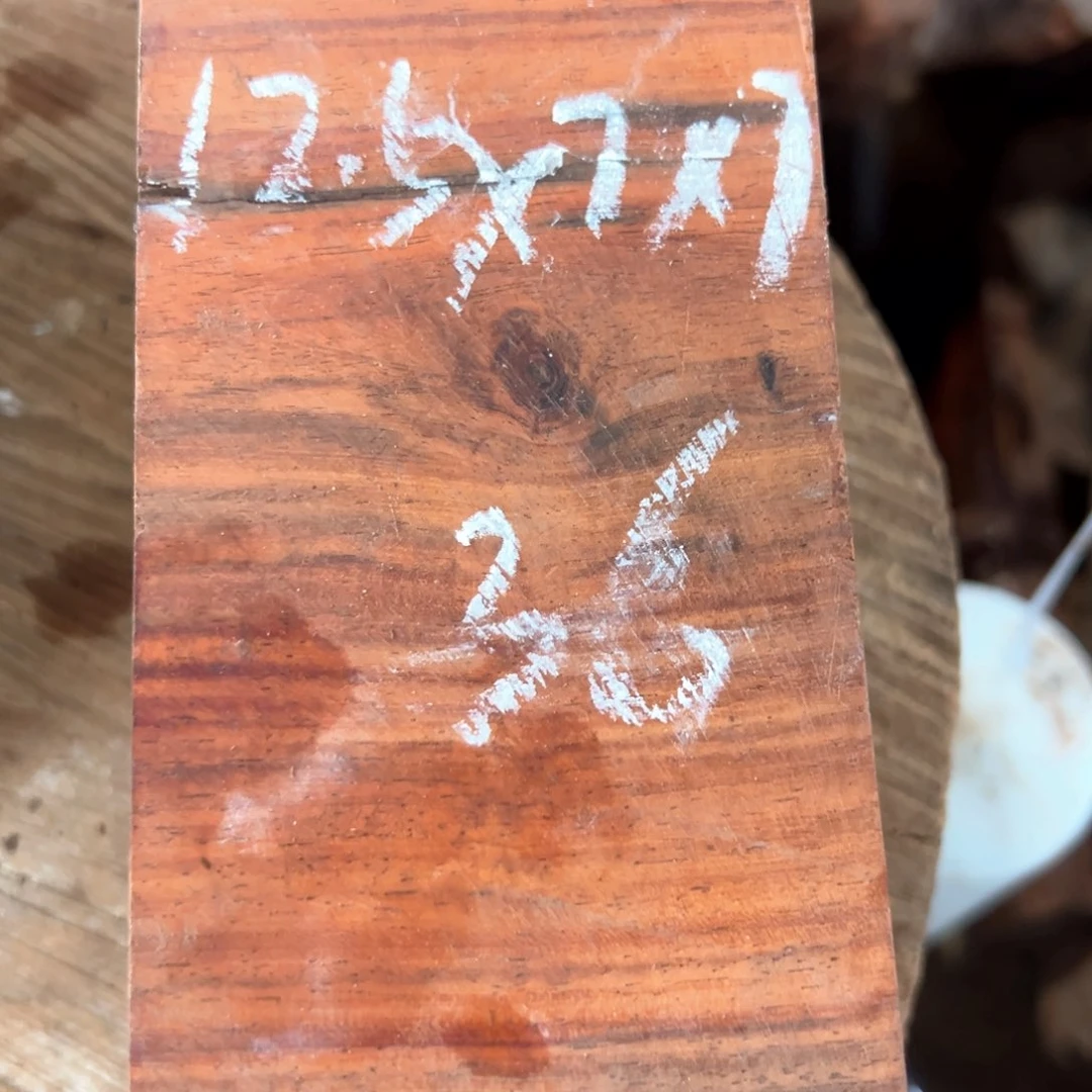 交趾黄檀（大红酸枝）小***崖