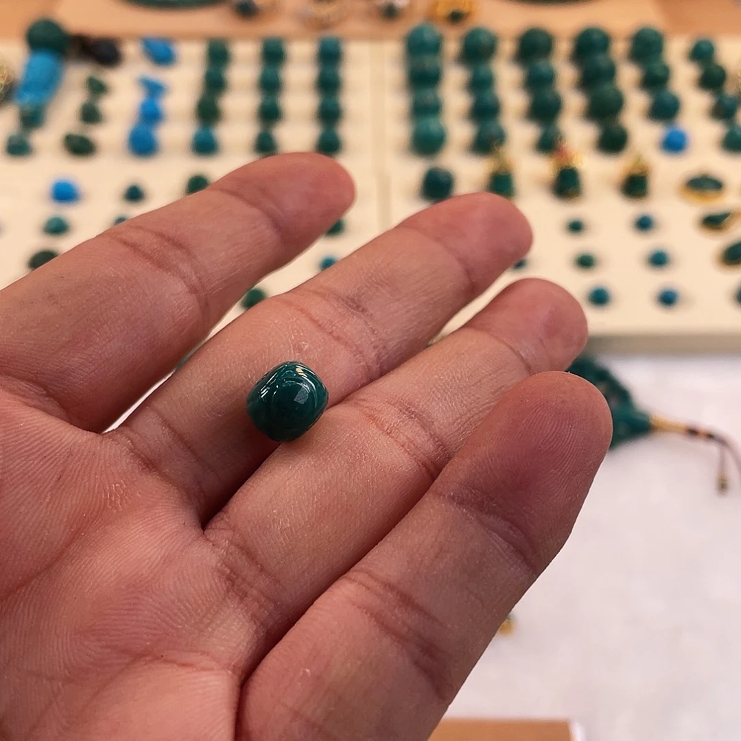 绿松石未镶嵌耳饰