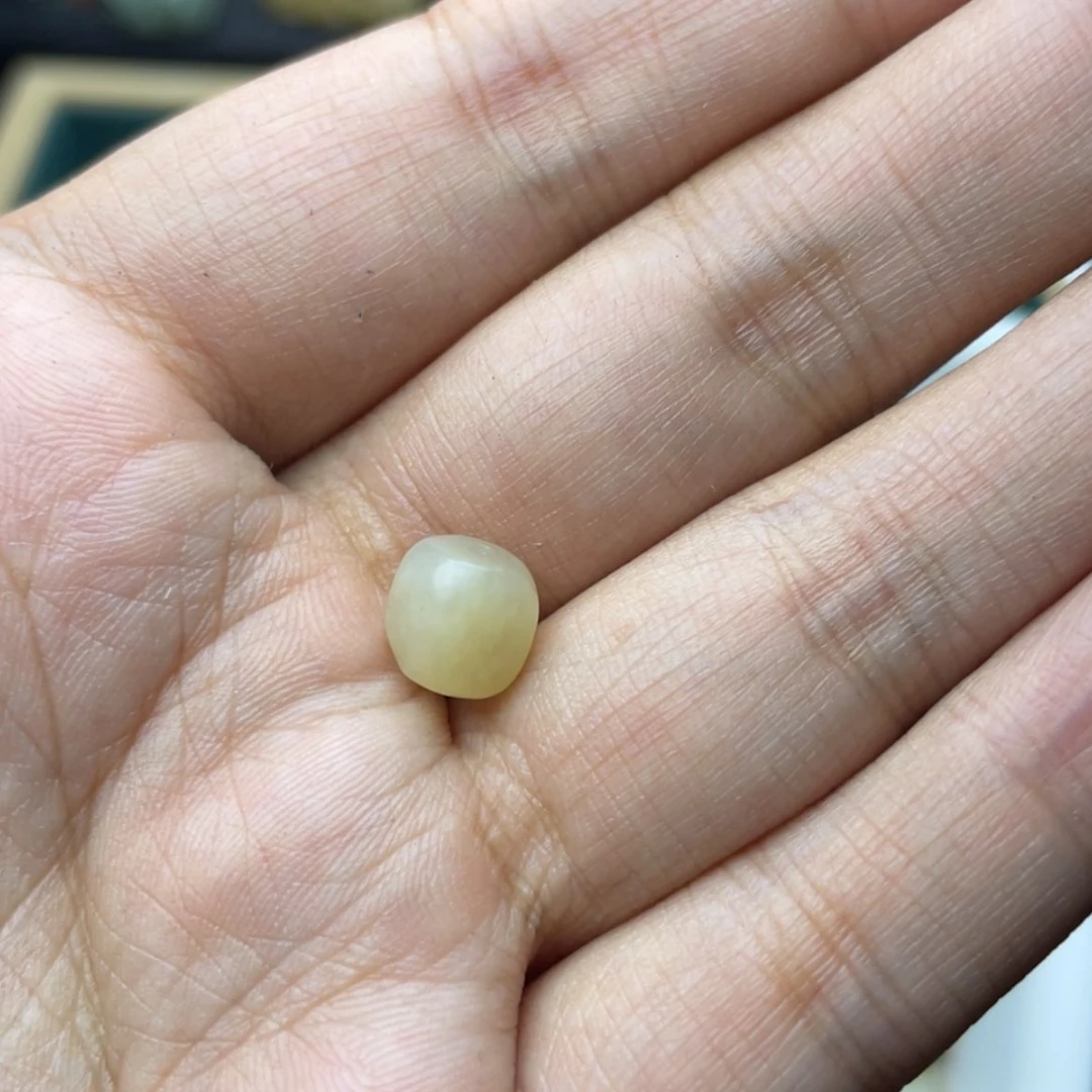 【闪购商品】和田玉未镶嵌颈饰蒜***?