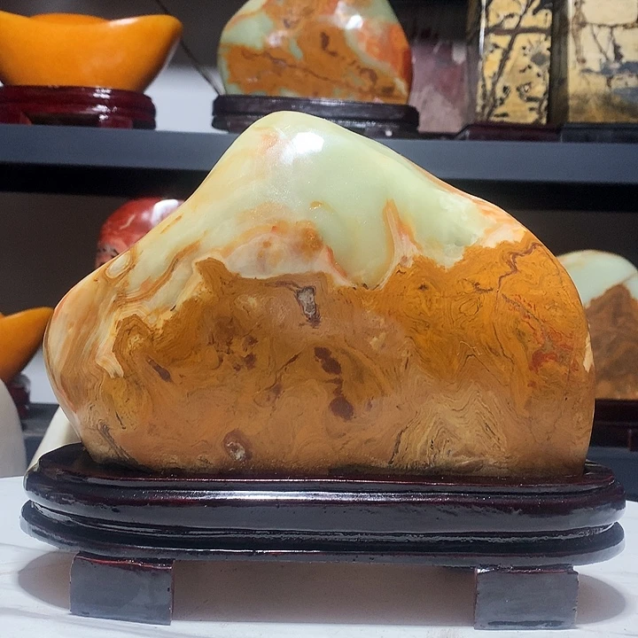 石材宽24厘米高20厘米