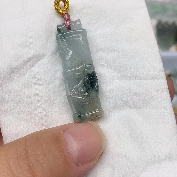翡翠未镶嵌颈饰15号