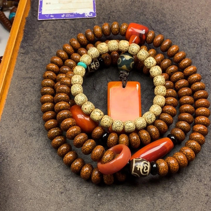 吊坠星月菩提脖挂