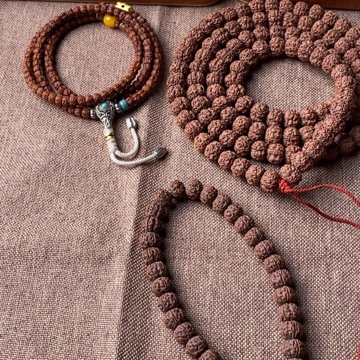 小***子吊坠金刚菩提老树王手持