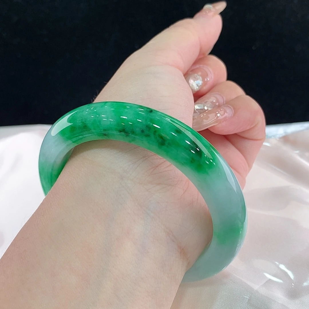 【闪购商品】翡翠手镯未镶嵌59，58/59