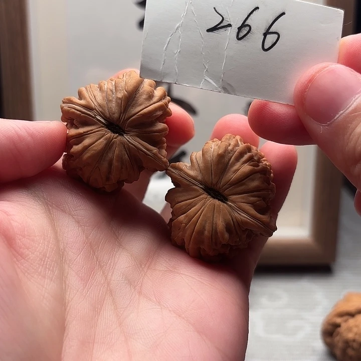 文玩核桃吊坠36全品四座楼