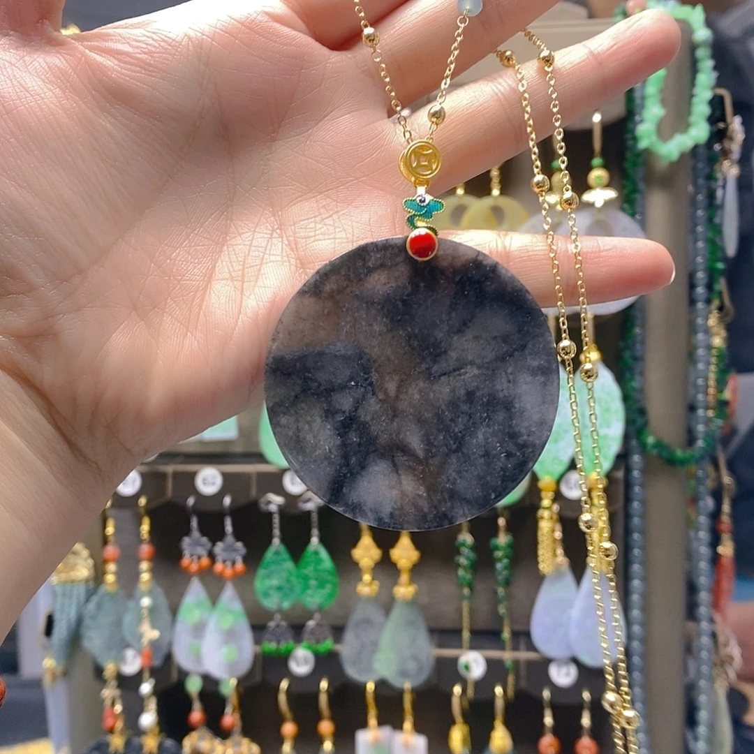 未镶嵌翡翠耳饰翡翠