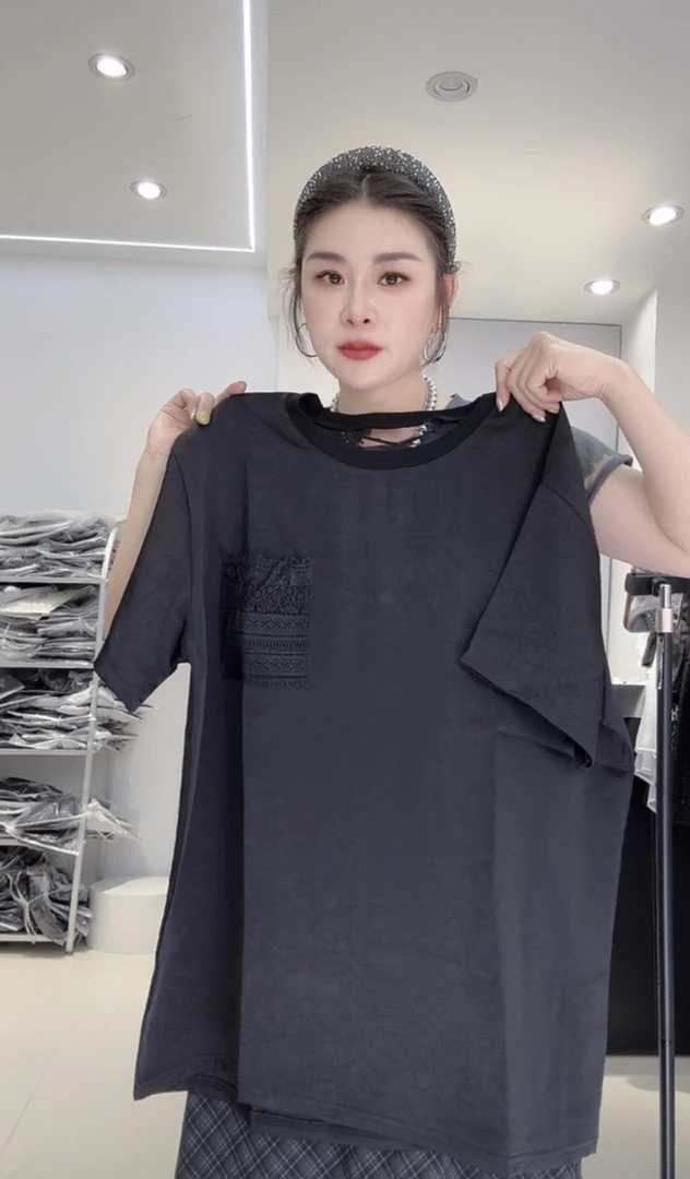 圆领夏季休闲镂空蕾丝拼接口袋T恤