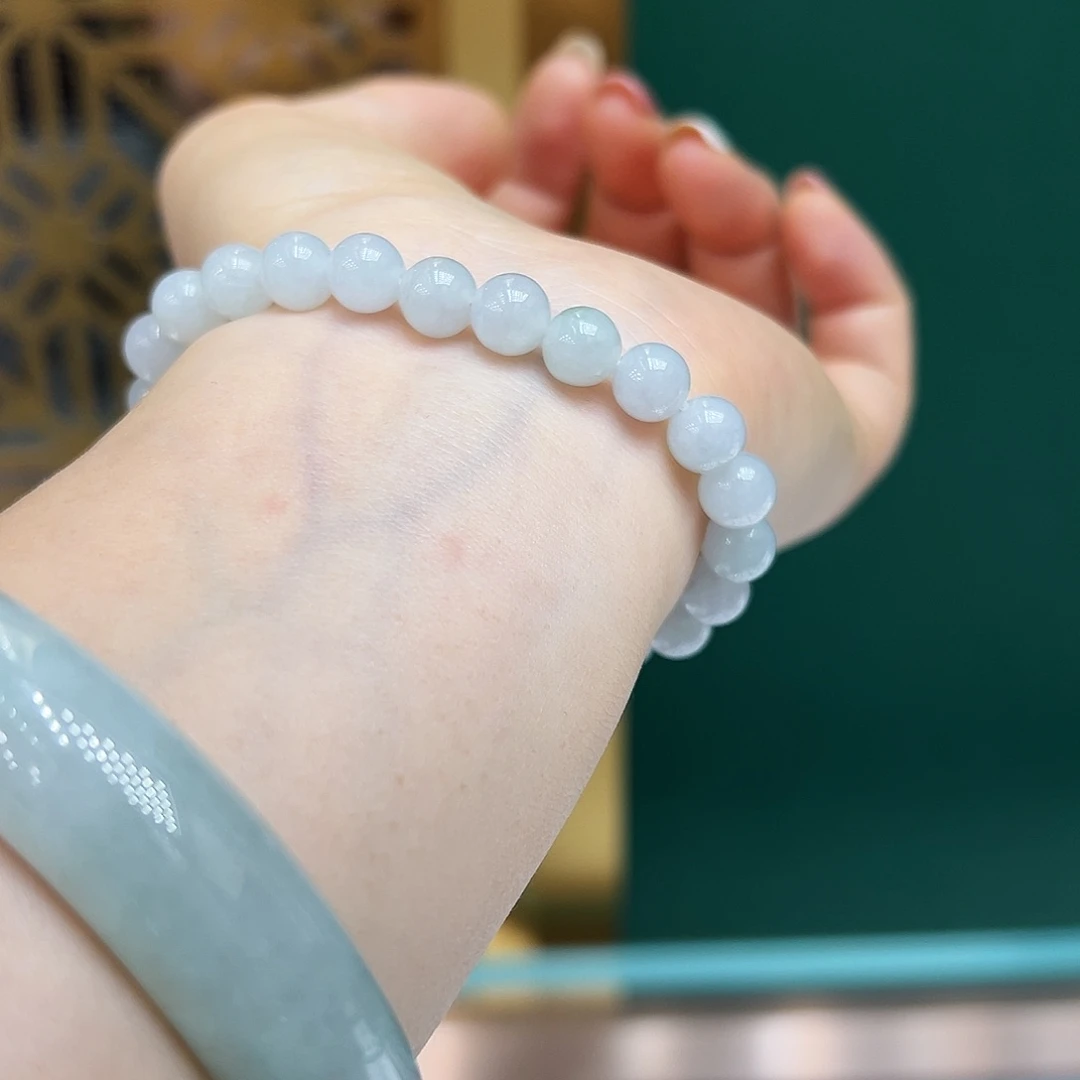 翡翠手镯未镶嵌手串