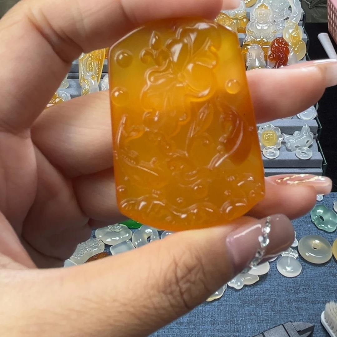 玛瑙/玉髓未镶嵌颈饰