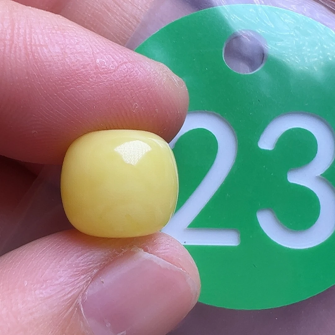 蜜蜡未镶嵌珠宝奇石11m m