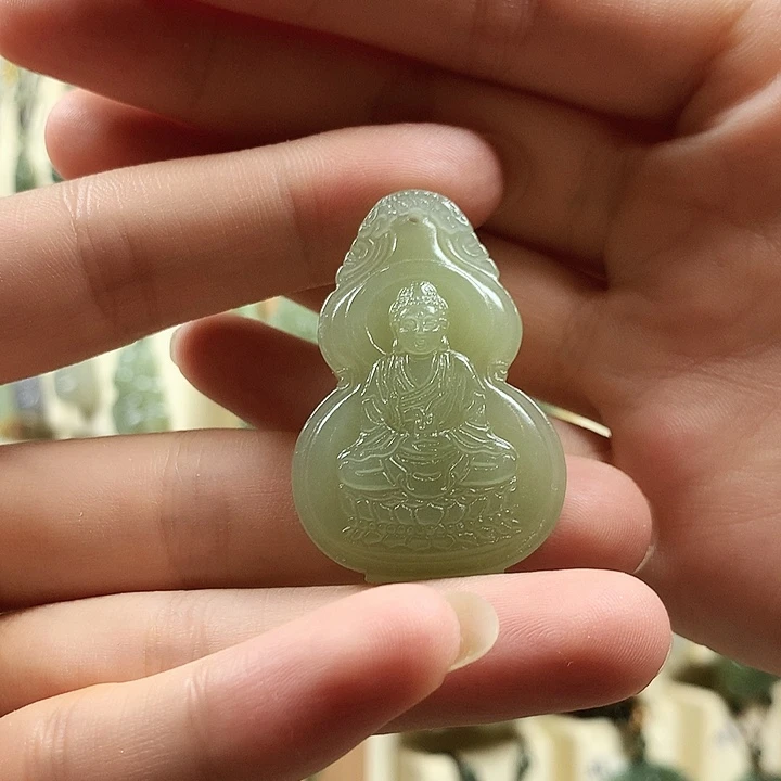 颈饰未镶嵌和田玉火*?