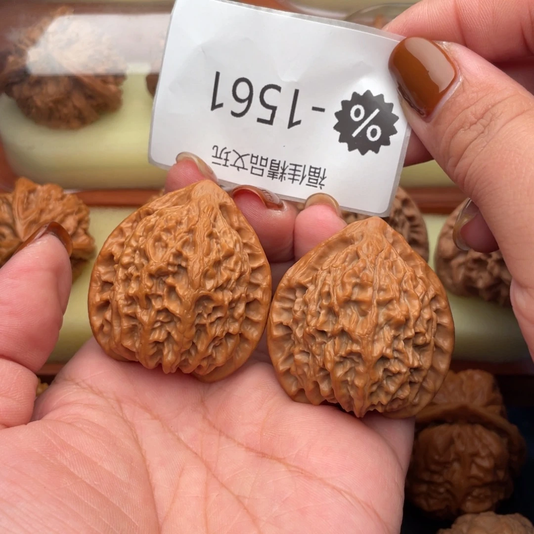 把件文玩核桃40头货毕业金牛