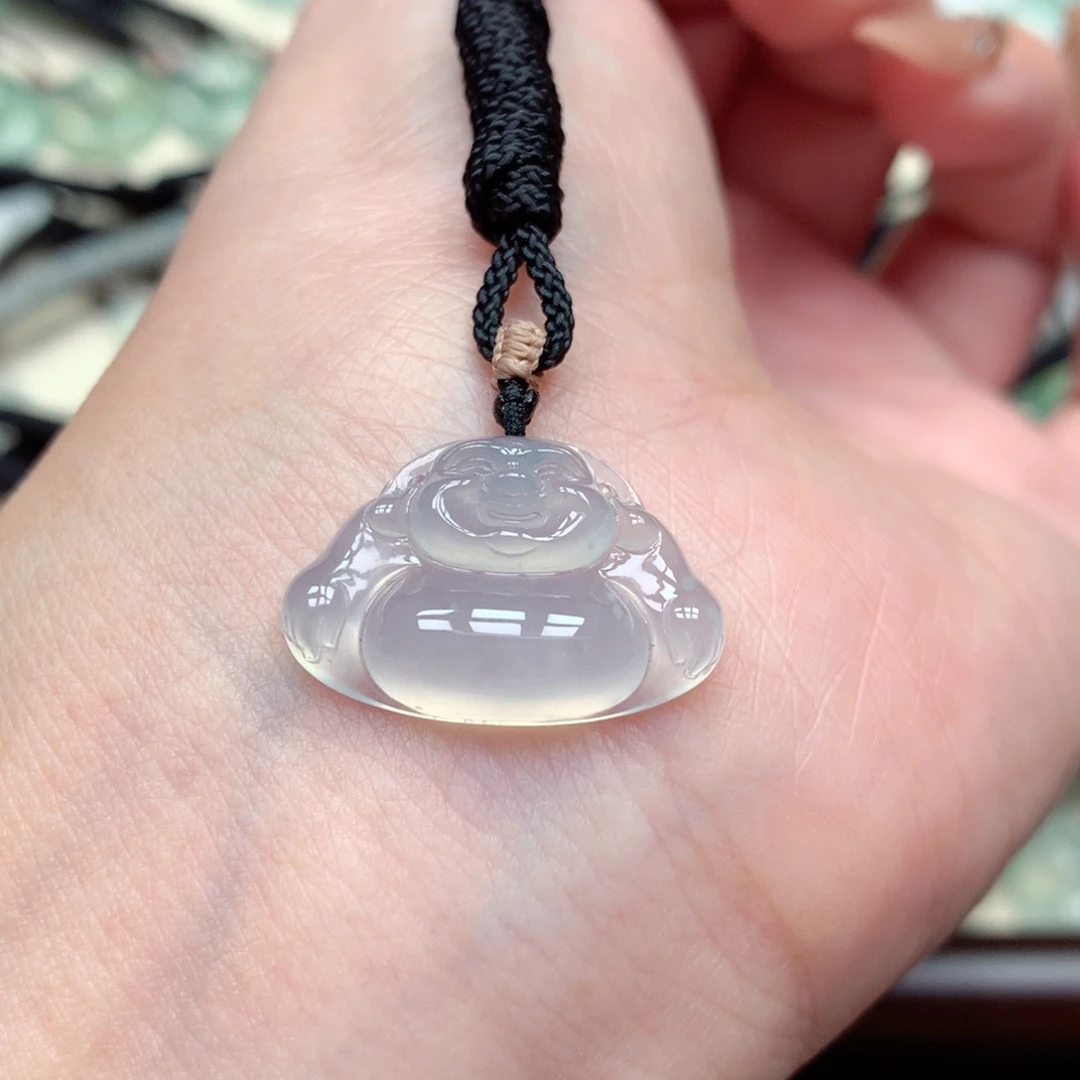 翡翠未镶嵌颈饰佛公