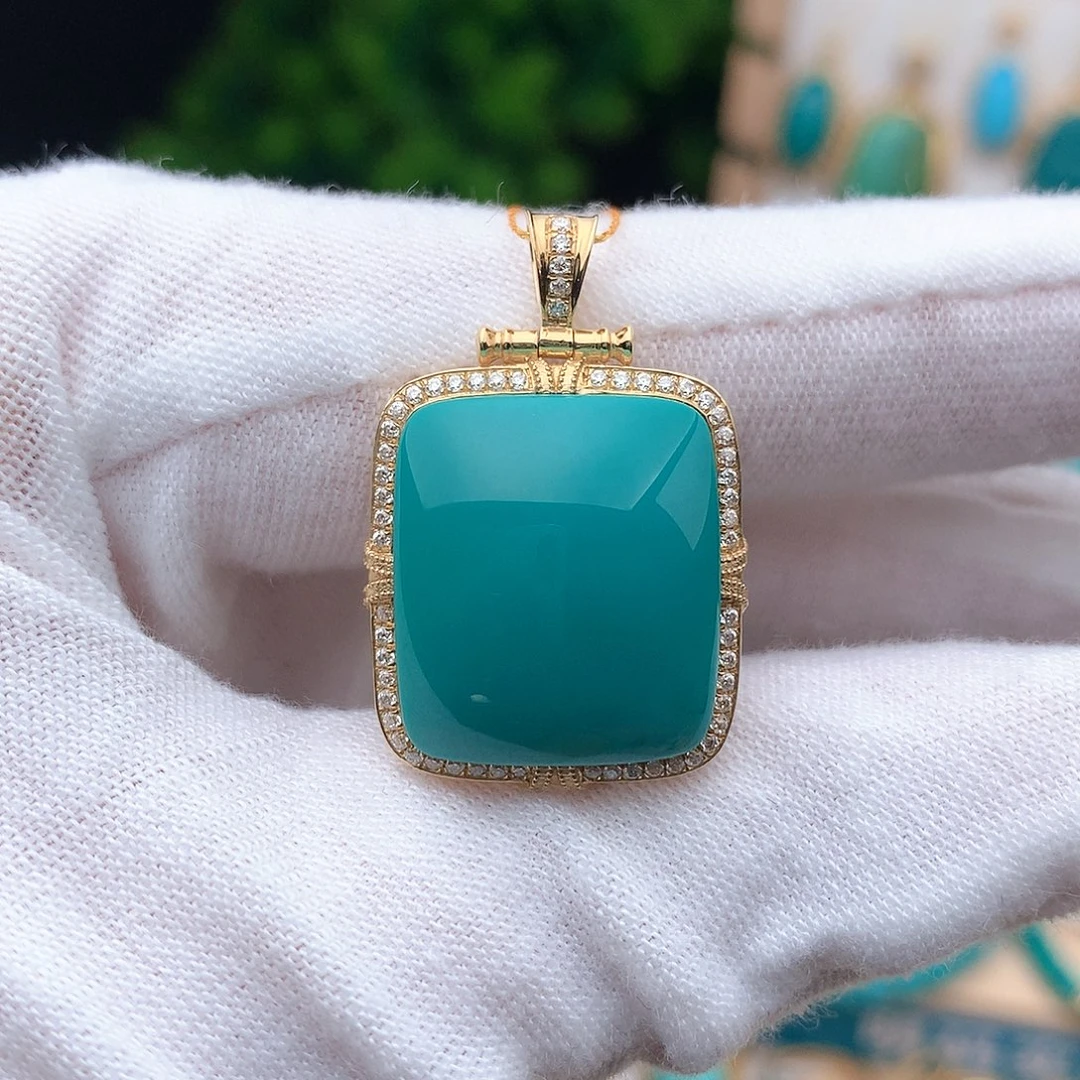 绿松石珠宝奇石18K金镶嵌