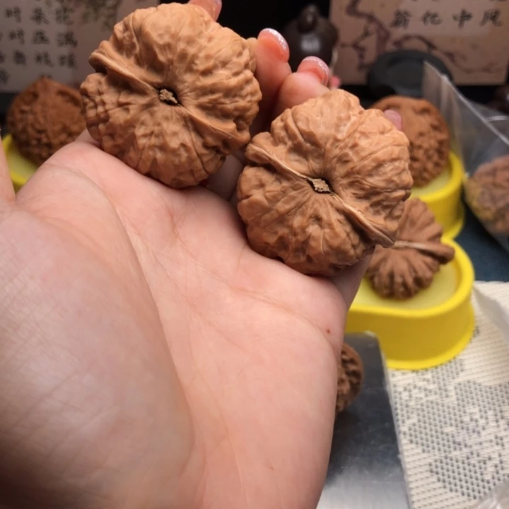 吊坠文玩核桃40尺寸蛤蟆头