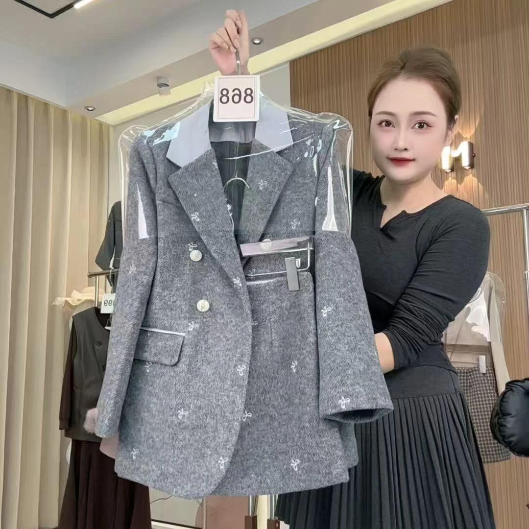 H868时尚女2025秋冬新款韩版气质女士西装时尚套装短裙毛呢套装