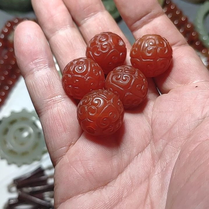 玛瑙/玉髓颈饰合金天**舄