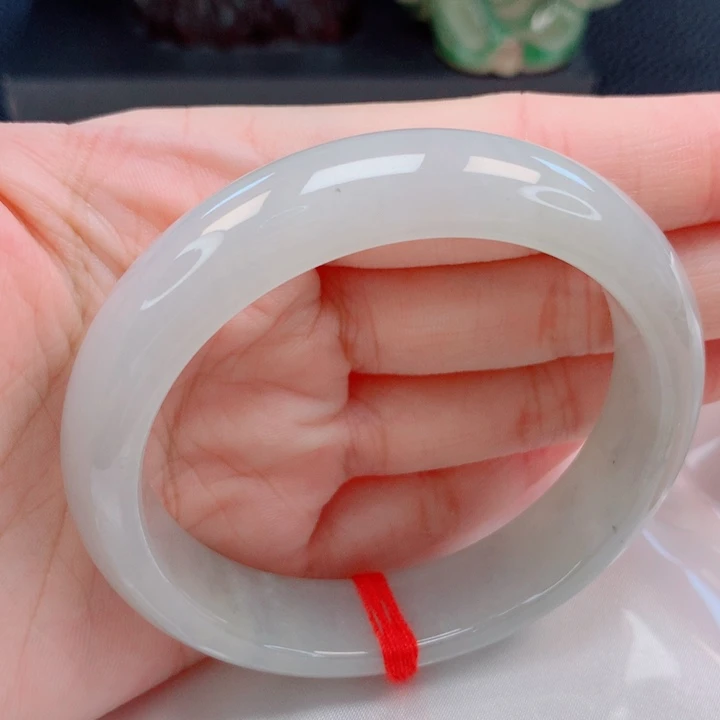 翡翠未镶嵌手镯55圈