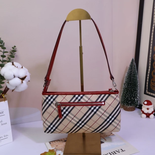 95新 BURBERRY/博柏利 K328红色单肩包轻奢时尚女士经典奢侈