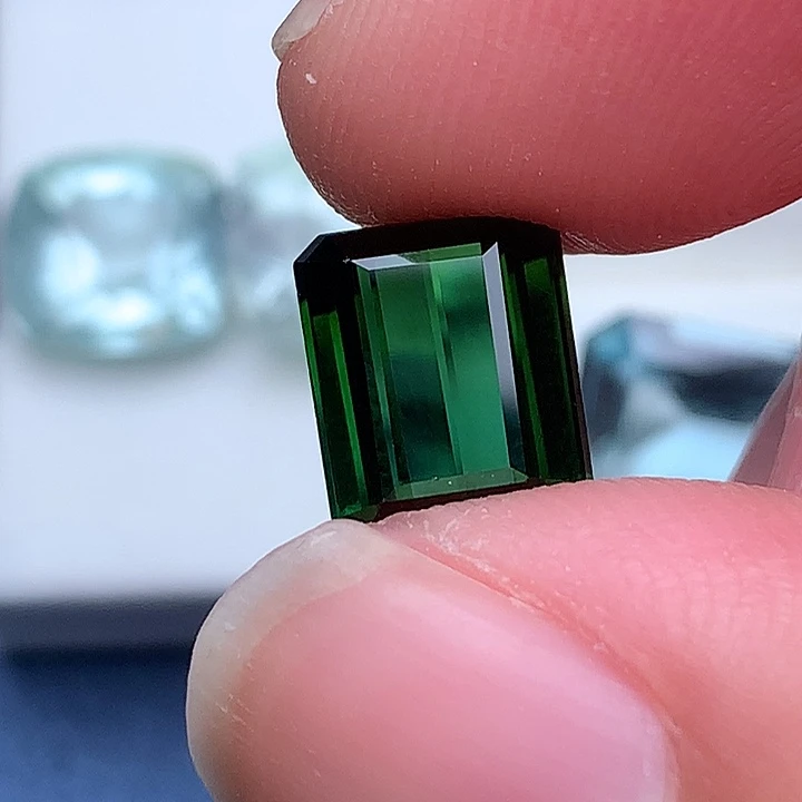 碧玺珠宝半成品未镶嵌4.8克拉